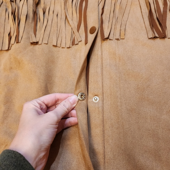 Fringe Button Down Shacket - Picture 4 of 4